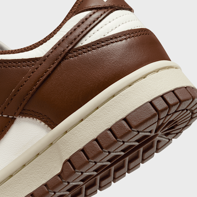 Nike   WMNS Dunk Low braun 27510 8