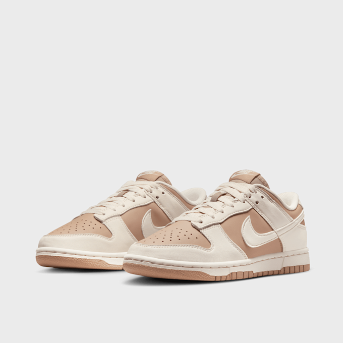 Nike WMNS Dunk Low Next Nature marrone 27516 4