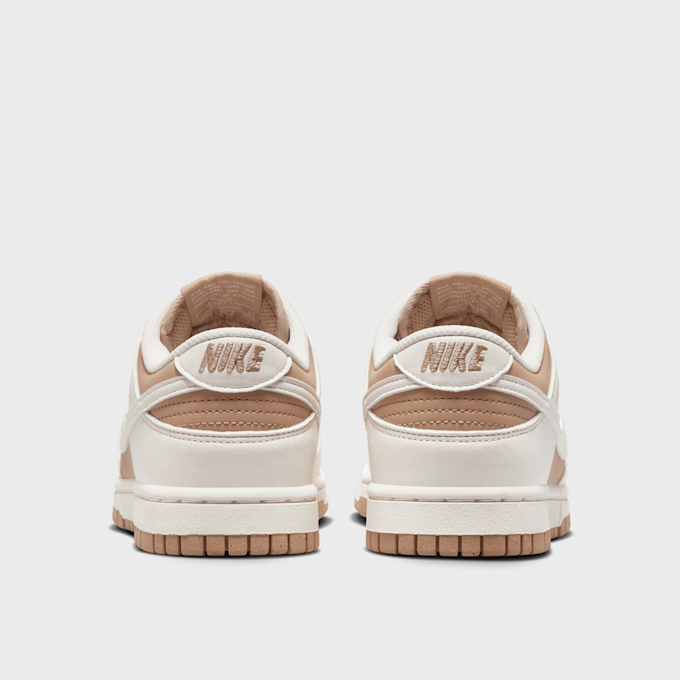 Nike WMNS Dunk Low Next Nature marrone 27516 5