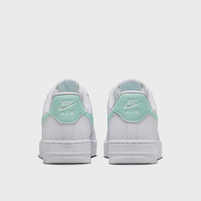 Nike WMNS Air Force 1 '07 weiß 27517 5