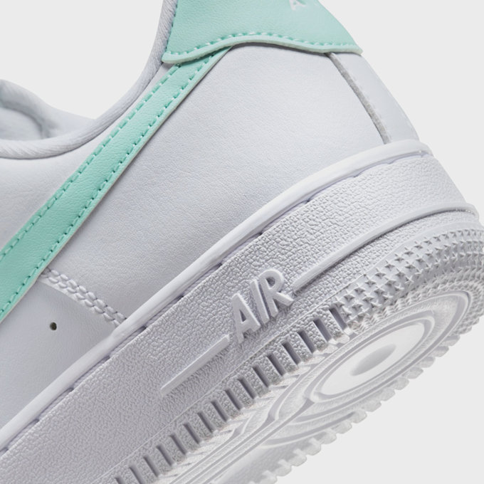 Nike WMNS Air Force 1 '07 weiß 27517 8