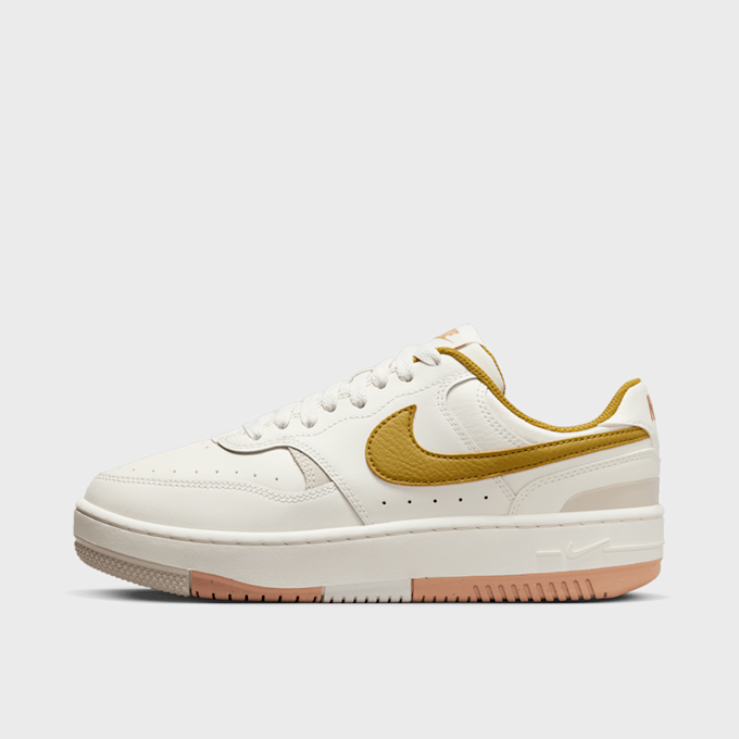 Nike WMNS Gamma Force castanho 27540 1