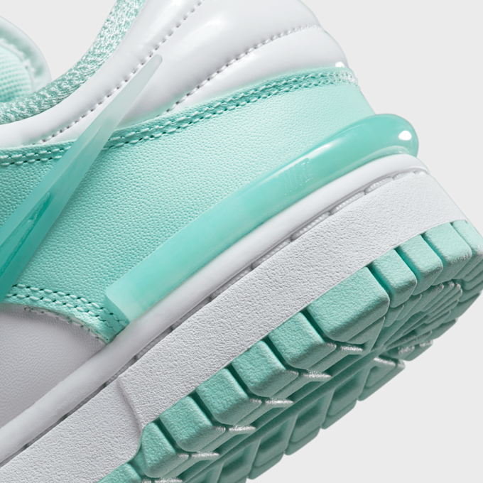 Nike WMNS Dunk Low Twist blanc 27551 8