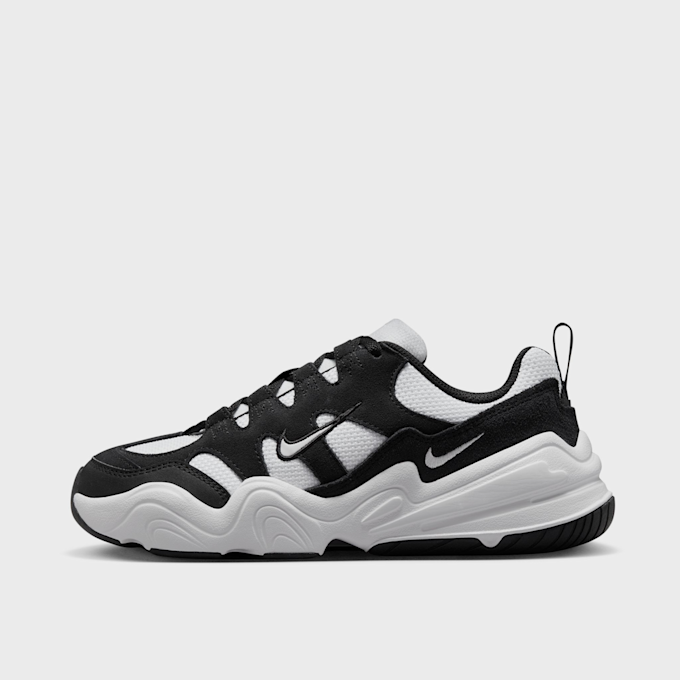 Nike WMNS Tech Hera negro 27578 1