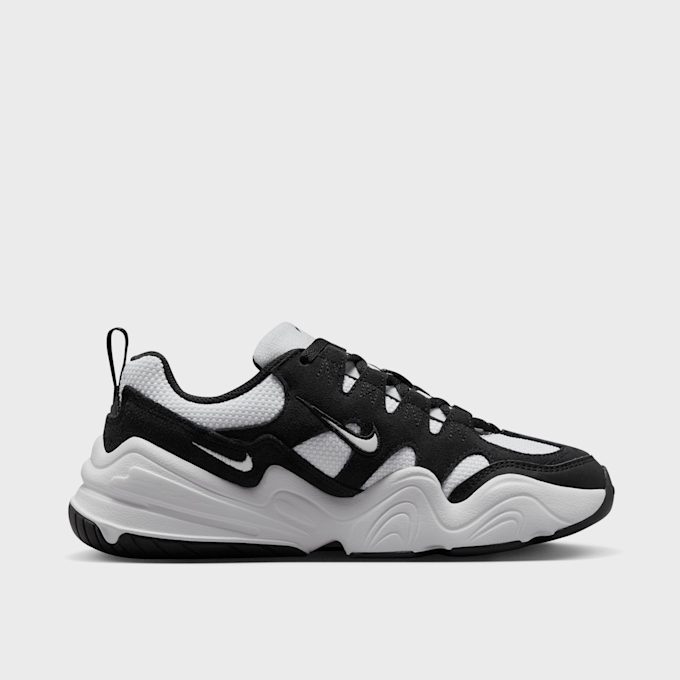 Nike WMNS Tech Hera negro 27578 2