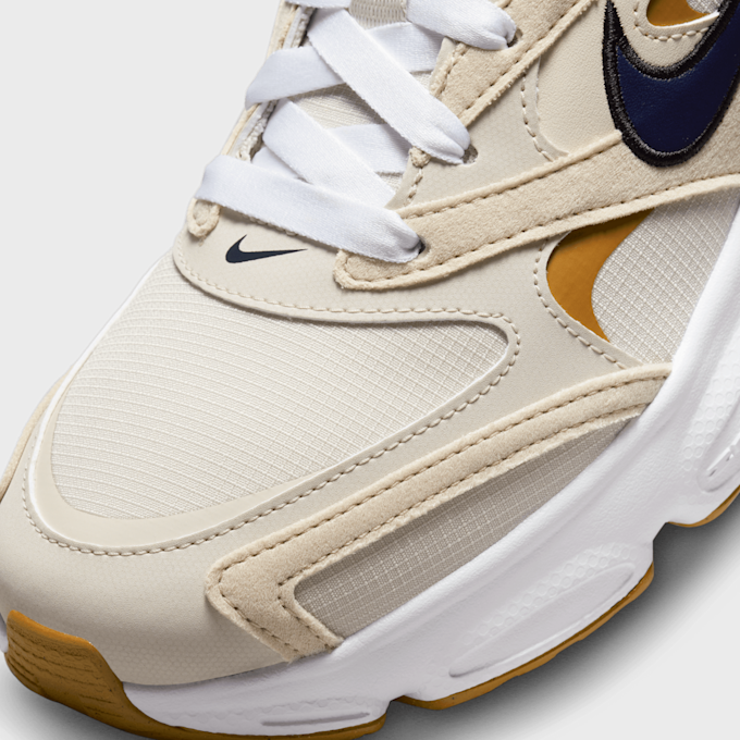 Nike WMNS Zoom Air Fire brązowy 27602 1