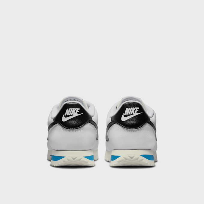 Nike WMNS Cortez weiß 27608 4