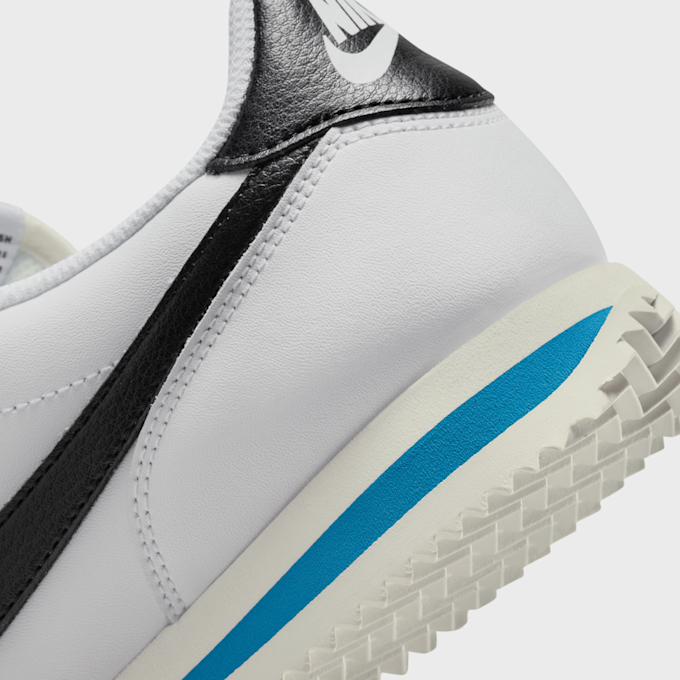 Nike WMNS Cortez weiß 27608 7