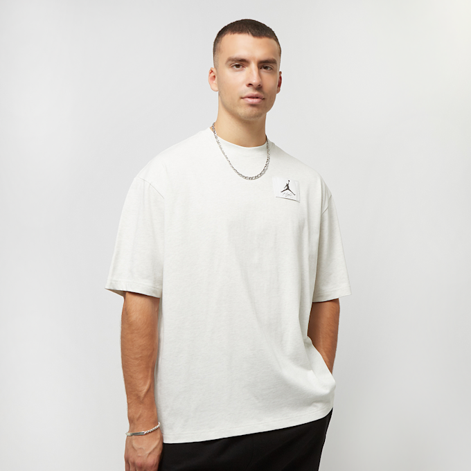 Jordan Flight Essentials Oversized T-Shirt beige 27628 1