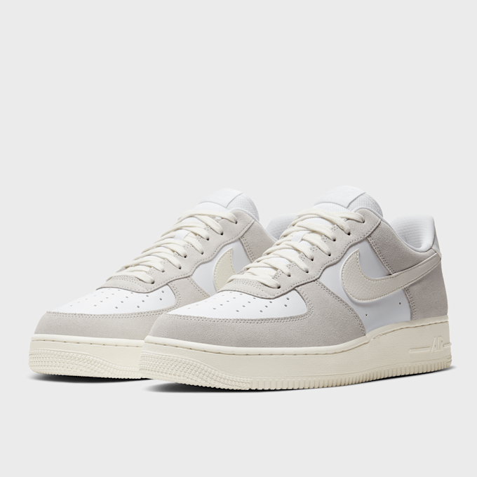 Nike Air Force 1 LV8 weiß 27774 4