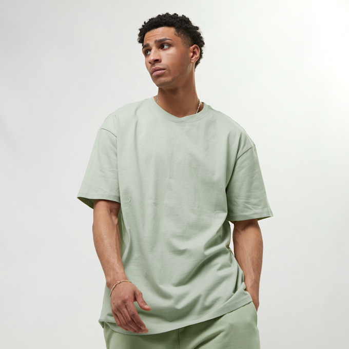 Urban Classics Heavy Oversized Tee verde 28050 1
