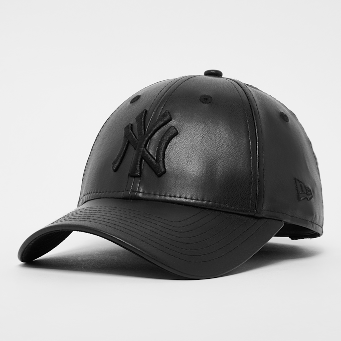 New Era 9Forty Female PU MLB New York Yankees schwarz 23274 1