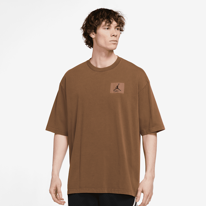 Nike Flight Essentials Oversize-T-Shirt braun 23901 1
