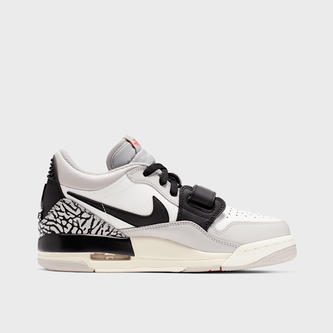 Jordan Air Jordan Legacy 312 Low (GS) blanc 23973 2