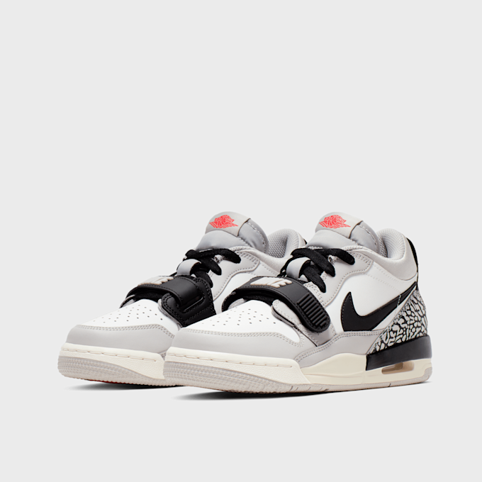Jordan Air Jordan Legacy 312 Low (GS) blanc 23973 4