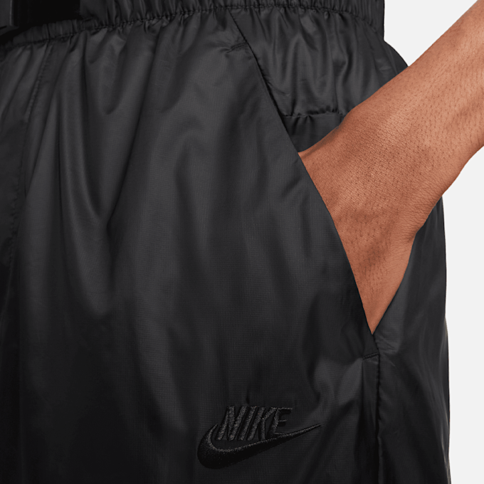 Nike Tech Lined Woven Pant nero 24059 3