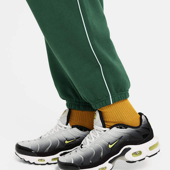 Nike Sportswear Oversize Fleece Pant Sportswear grün 24110 5