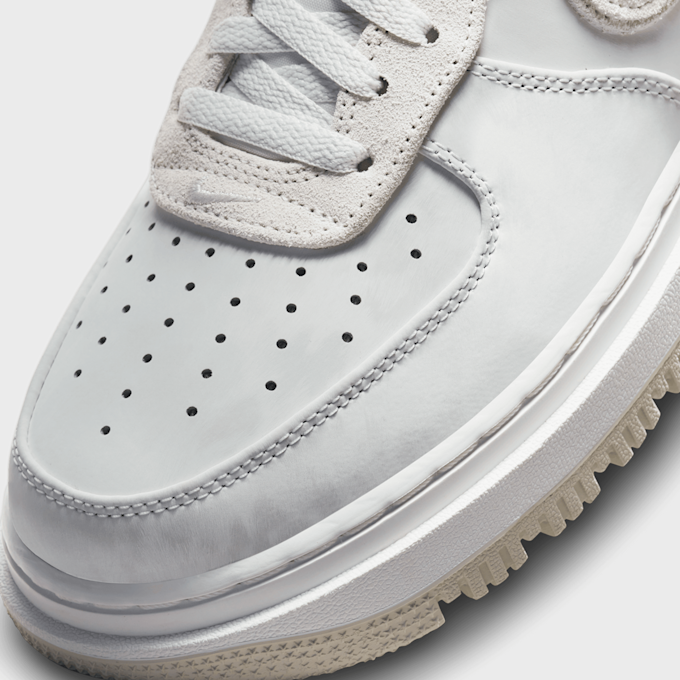 Nike Nike Air Force 1 Luxe blanc 24212 7