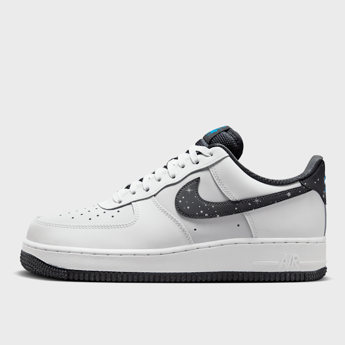 Nike Air Force 1 '07 weiß 24224 1