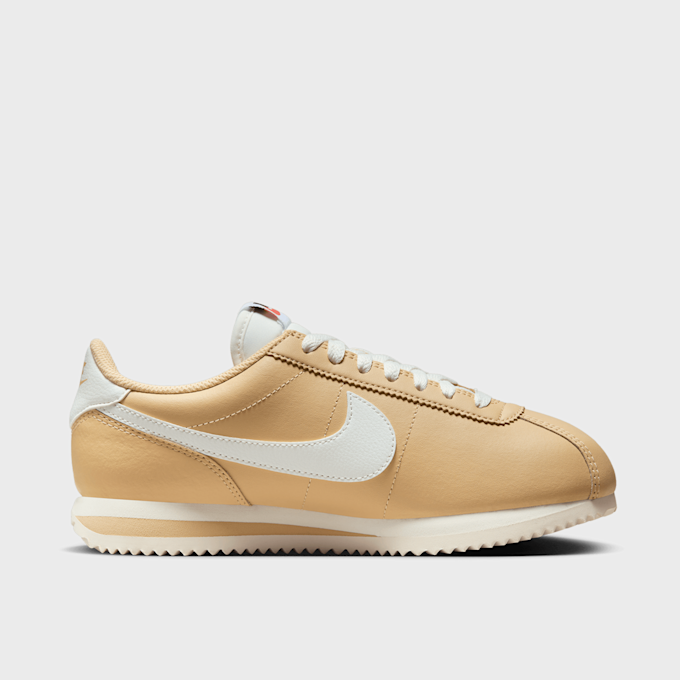 Nike WMNS Cortez beige 24237 2