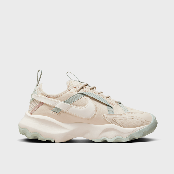 Nike WMNS TC 7900 weiß 24245 2