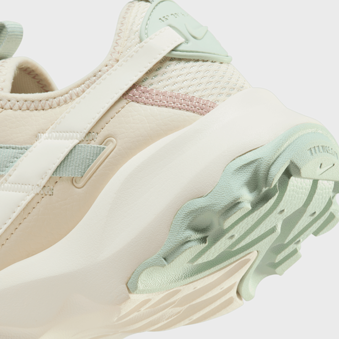 Nike WMNS TC 7900 weiß 24245 8