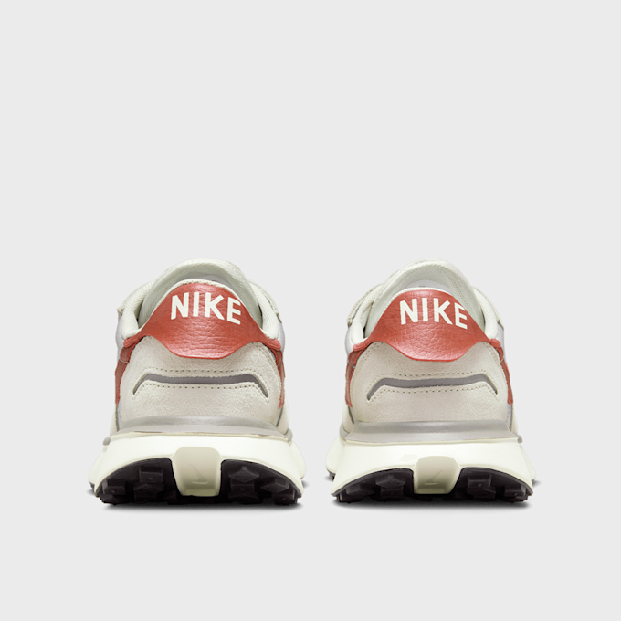 Nike WMNS Phoenix Waffle biały 24269 3