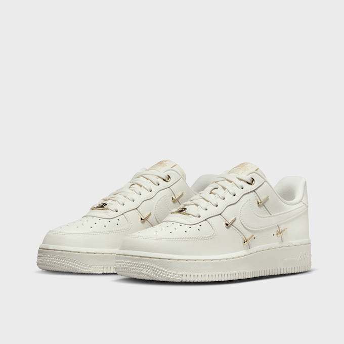 Nike   WMNS Air Force 1 '07 LX bege 24291 4