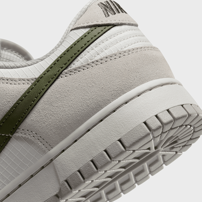 Nike Dunk Low Retro grau 24306 8