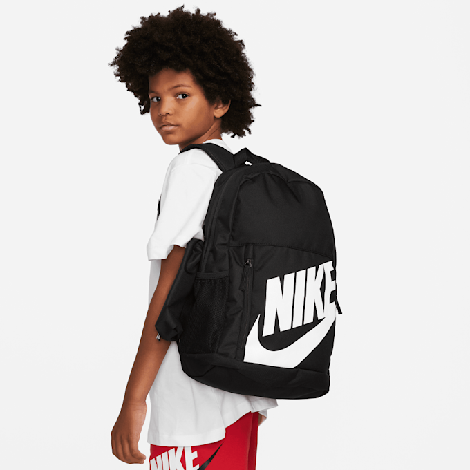 Nike Elemental negro 24370 7