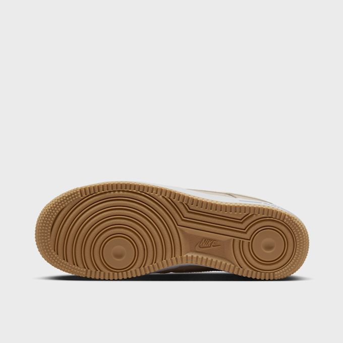Nike WMNS Air Force 1 '07 beige 24774 3