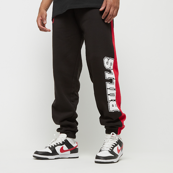 New Era NBA Large Graphic Jogger Chicago Bulls negro 24893 1