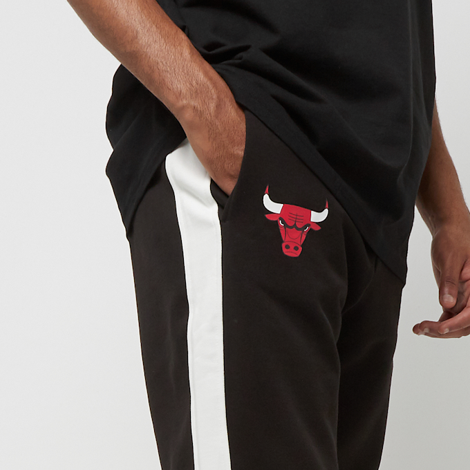 New Era NBA Large Graphic Jogger Chicago Bulls schwarz 24893 6