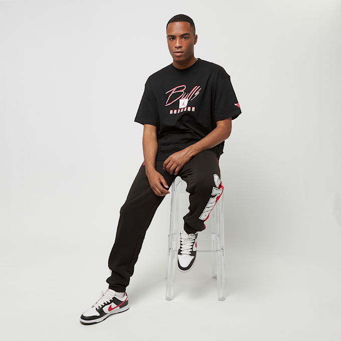 New Era NBA Large Graphic Jogger Chicago Bulls negro 24893 7