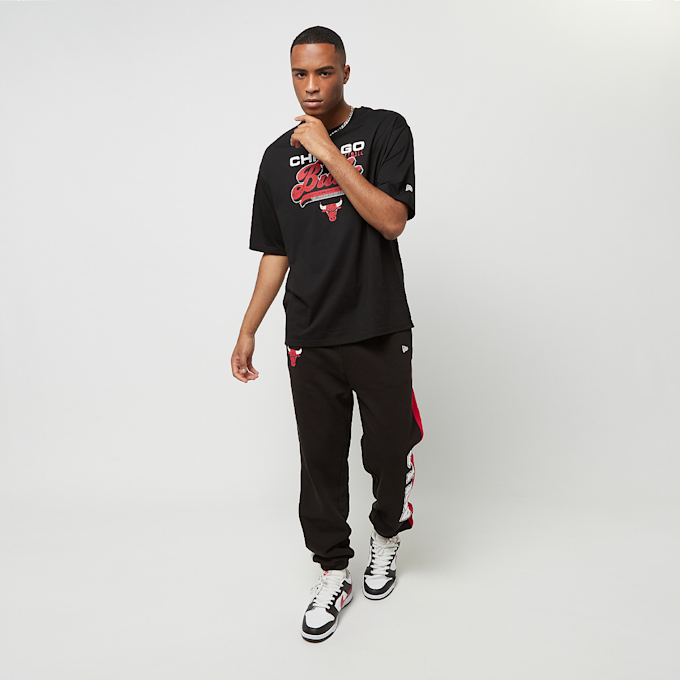 New Era NBA Graohic Oversized Tee Chicago Bulls schwarz 24902 4