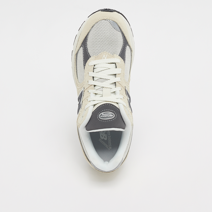New Balance 2002R beige 25417 5