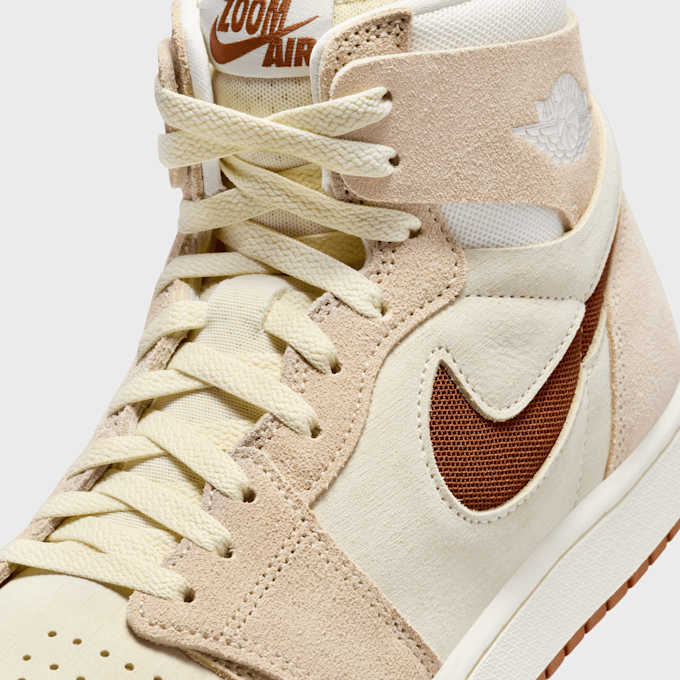 Jordan Air Jordan 1 Zoom CMFT 8 beige 25520 7