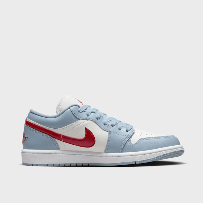 Jordan WMNS Air Jordan 1 Low bleu 25538 2