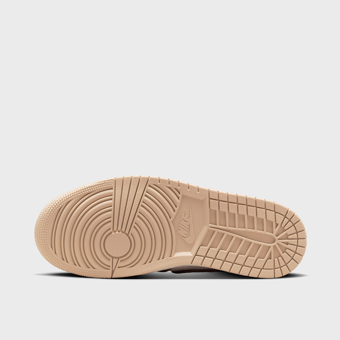 Jordan WMNS Air Jordan 1 MM High beige 28166 3