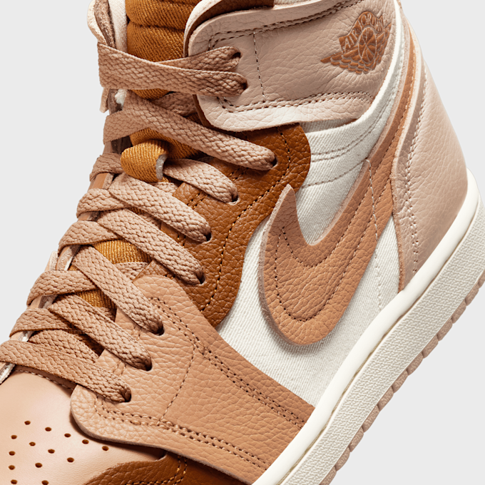 Jordan WMNS Air Jordan 1 MM High beige 28166 8