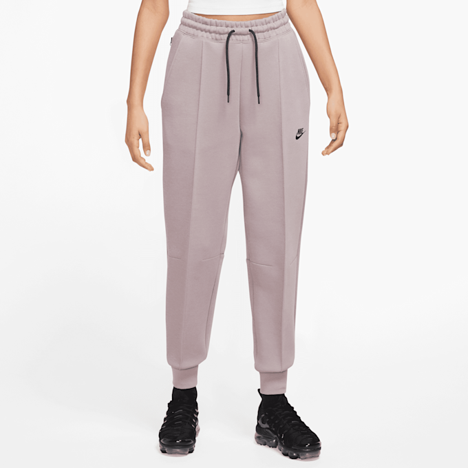 Nike Sportswear Tech Fleece Jogger viola 28181 1