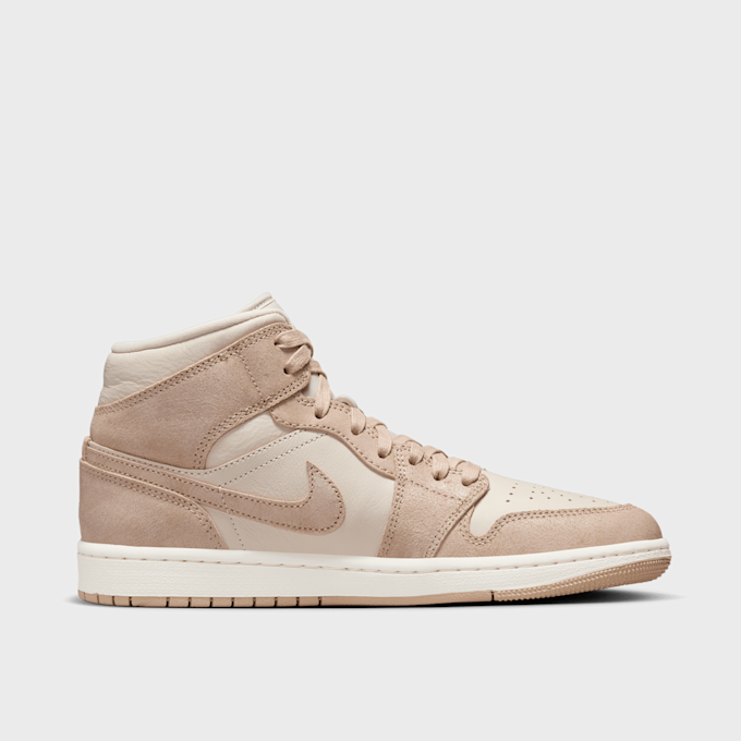 Jordan WMNS Air Jordan 1 Low Mid SE beige 28186 2