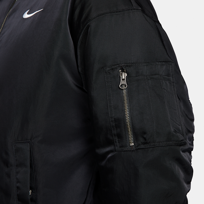 Nike Sportswear Reversible Varsity Bomber Jacket crna 28197 5