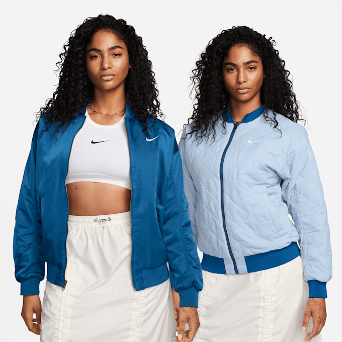 Nike Sportswear Wendbare Varsity-Bomberjacke blau 28200 1