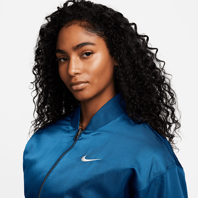 Nike Sportswear Wendbare Varsity-Bomberjacke blau 28200 4