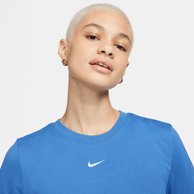 Nike Sportswear Essentials Short Slim Fit T-Shirt blanc 28226 3