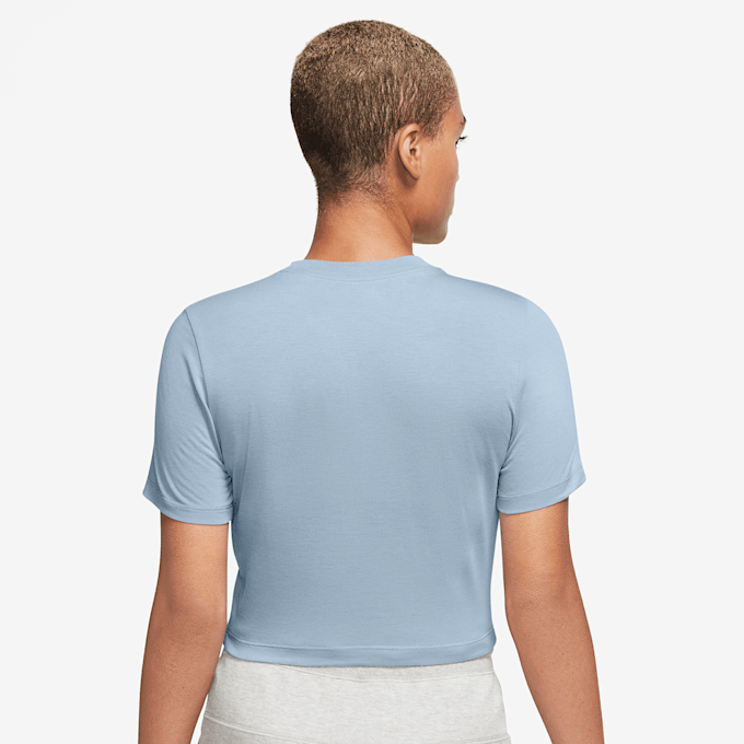 Nike Sportswear Essentials Kurz Slim Fit T-Shirt blau 28230 2