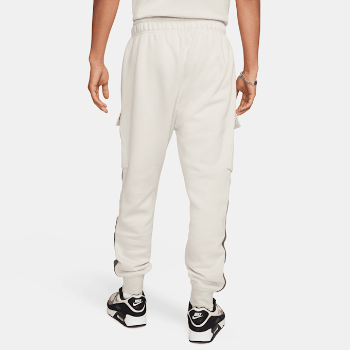 Nike Sportswear Swoosh Air Cargo Pants Fleece beige 28301 2