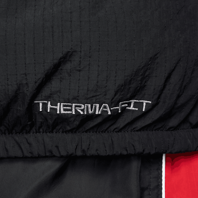Nike Sportswear Swoosh Air Therma Fit Insulated Vest czarny 28302 5