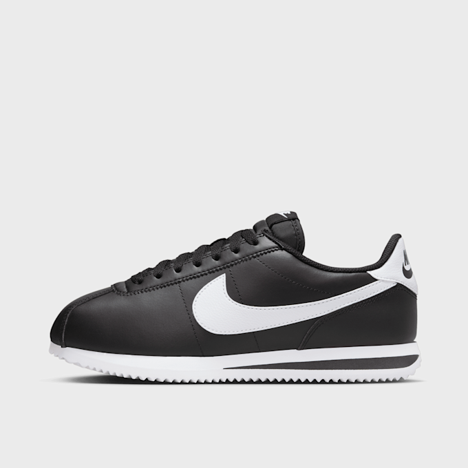 Nike WMNS Cortez negro 28334 1